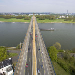 Rheinbrücke A40 in Duisburg